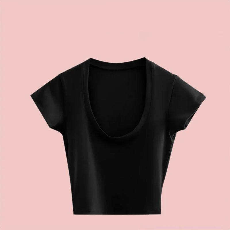 “Slim Fit U-Neck Crop Tee – Summer Essential for the Modern Muse”