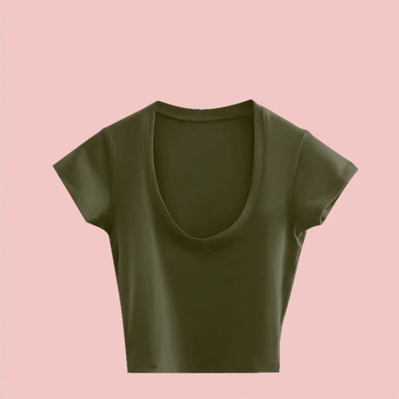 “Slim Fit U-Neck Crop Tee – Summer Essential for the Modern Muse”